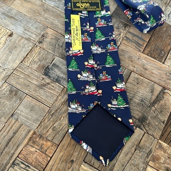 Christmas Tugs Silk Tie by Eric Hulch for Alynn - Picture 4 of 5
